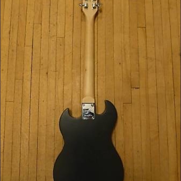 First Act 222 - Picture 2 of 9